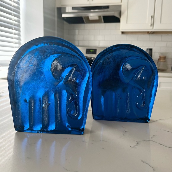 2  Vintage Blenko Glass Cobalt Blue Elephant Bookends by Joel Myers 1960's HEAVY - Picture 9 of 10